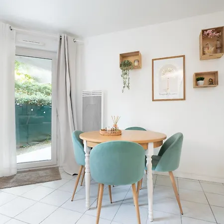 아파트 T2 Calme, Terrasse & Piscine, 10 Min Toulouse *