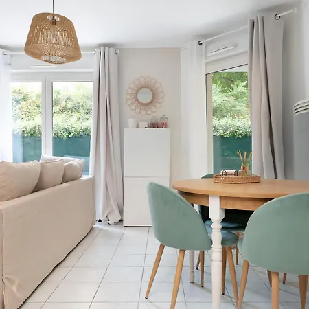 T2 Calme, Terrasse & Piscine, 10 Min Toulouse Apartmán